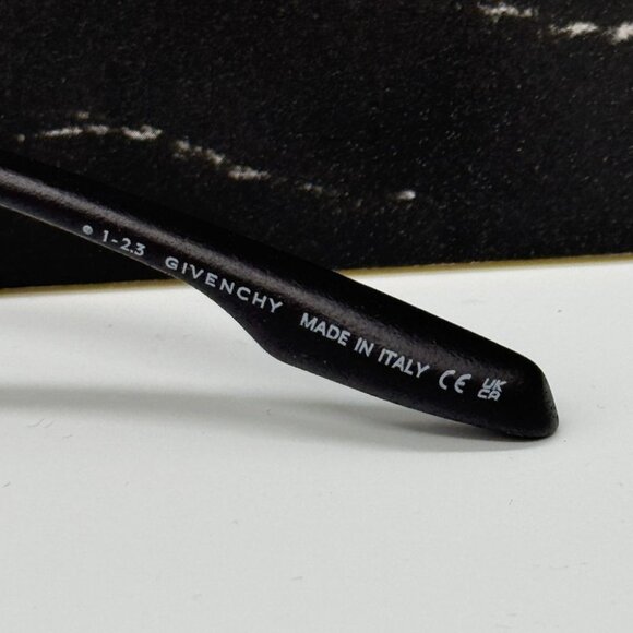 NEW GV40082I 02A GIVENCHY MATTE BLACK WITH STONES WOMEN GIVENCHY SUNGLASSES - Picture 11 of 12